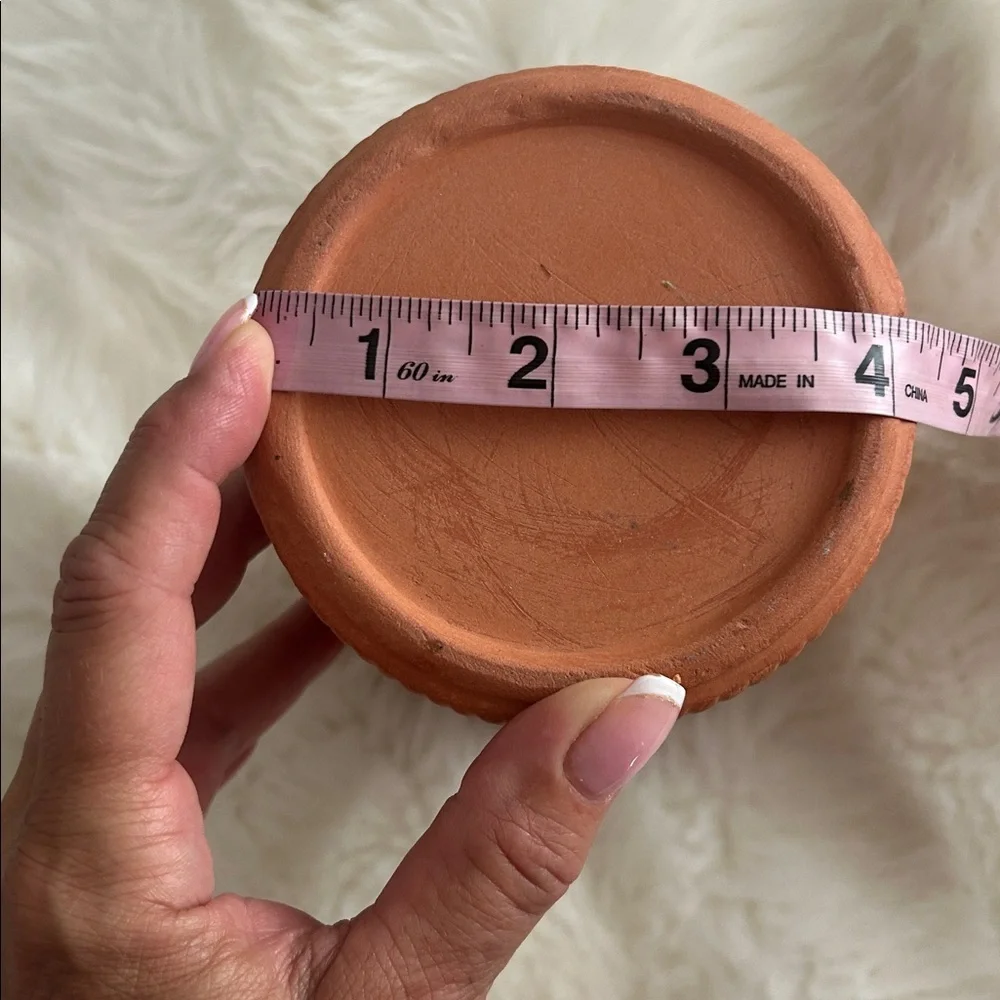 Vintage terra-cotta wine course from Italy